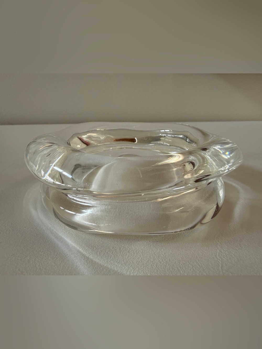 ALEXIS BITTAR Large Clear Liquid Lucite Wave Bangle Bracelet